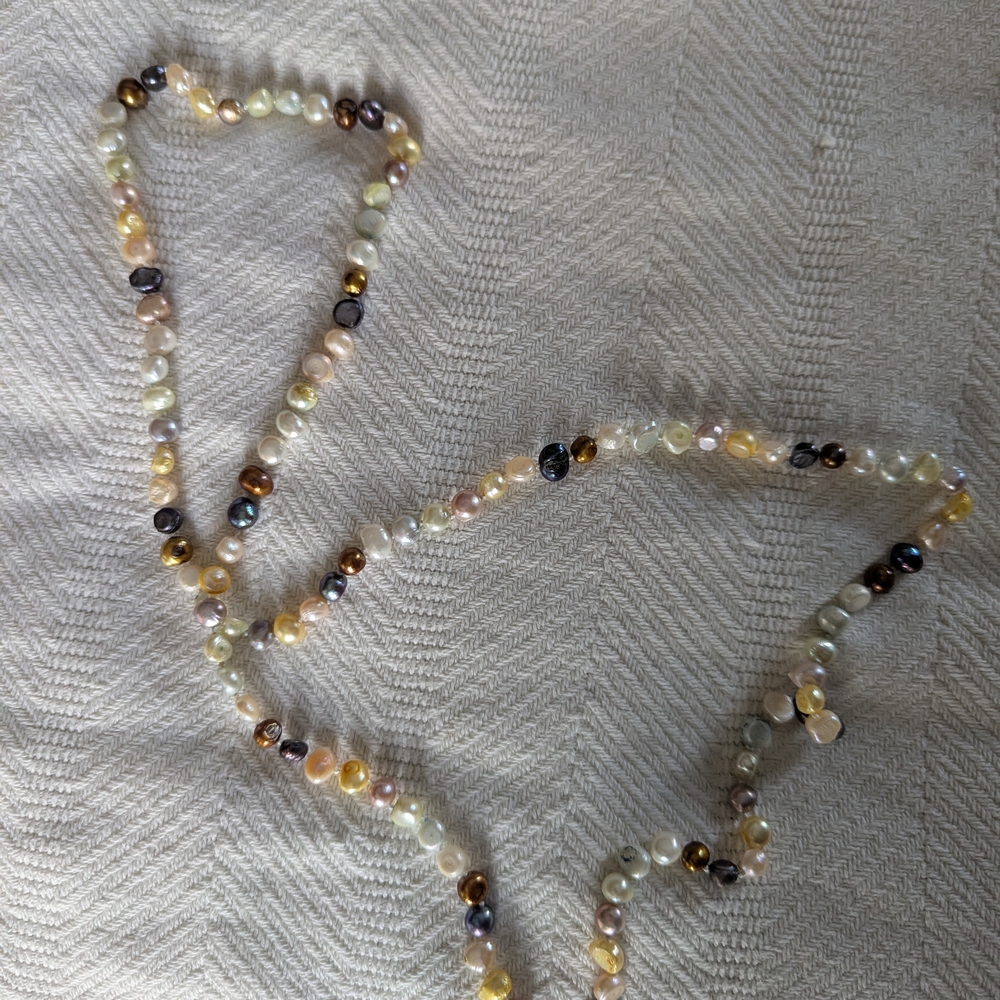 Elegant Pearl Necklace